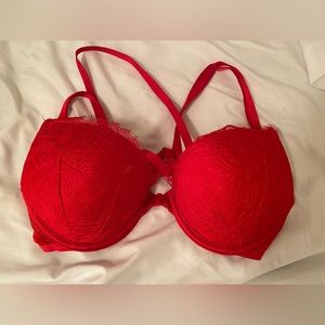 Victoria secret red bombshell bra 32C ❤️